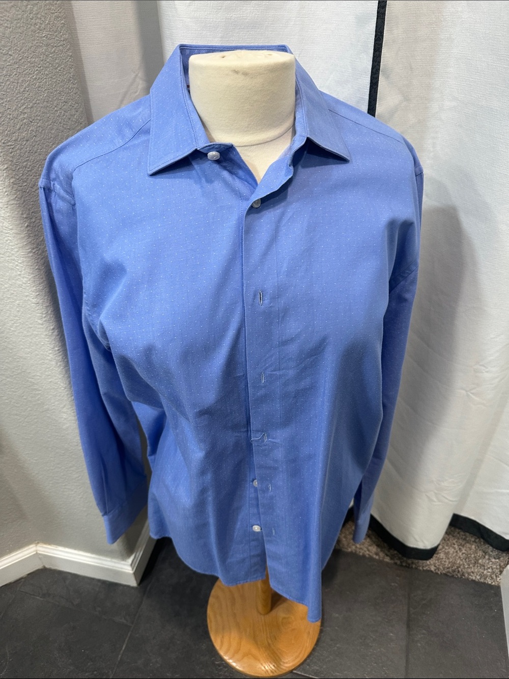 Classic Men's Blue Dress Shirt with Subtle Dot Pattern